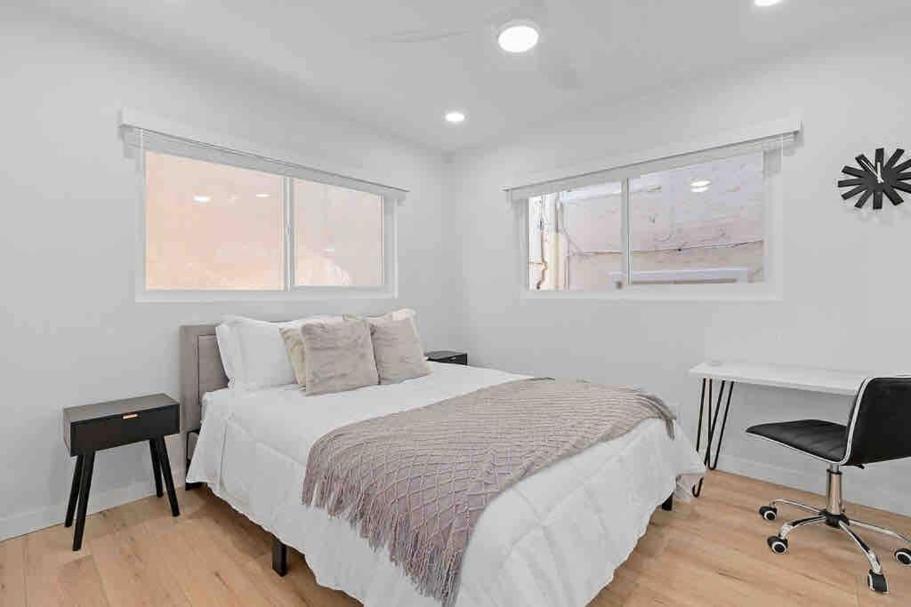 Brand New Ocean-View Beach Home Steps To The Sand! แมนฮัตตันบีช ภายนอก รูปภาพ